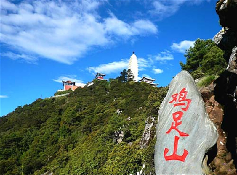 供萬僧走進“天開佛國”雞足山